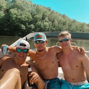 Meet your Posher, Cole